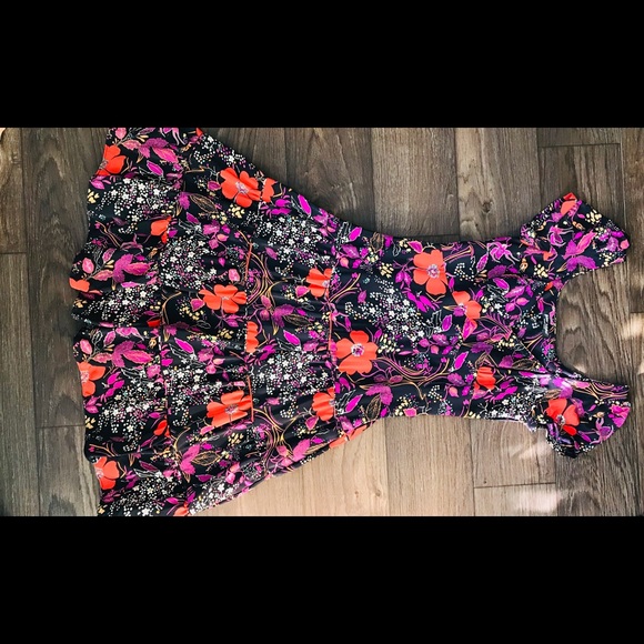 SOLD**Betsy Johnson Floral Dress - Picture 4 of 5